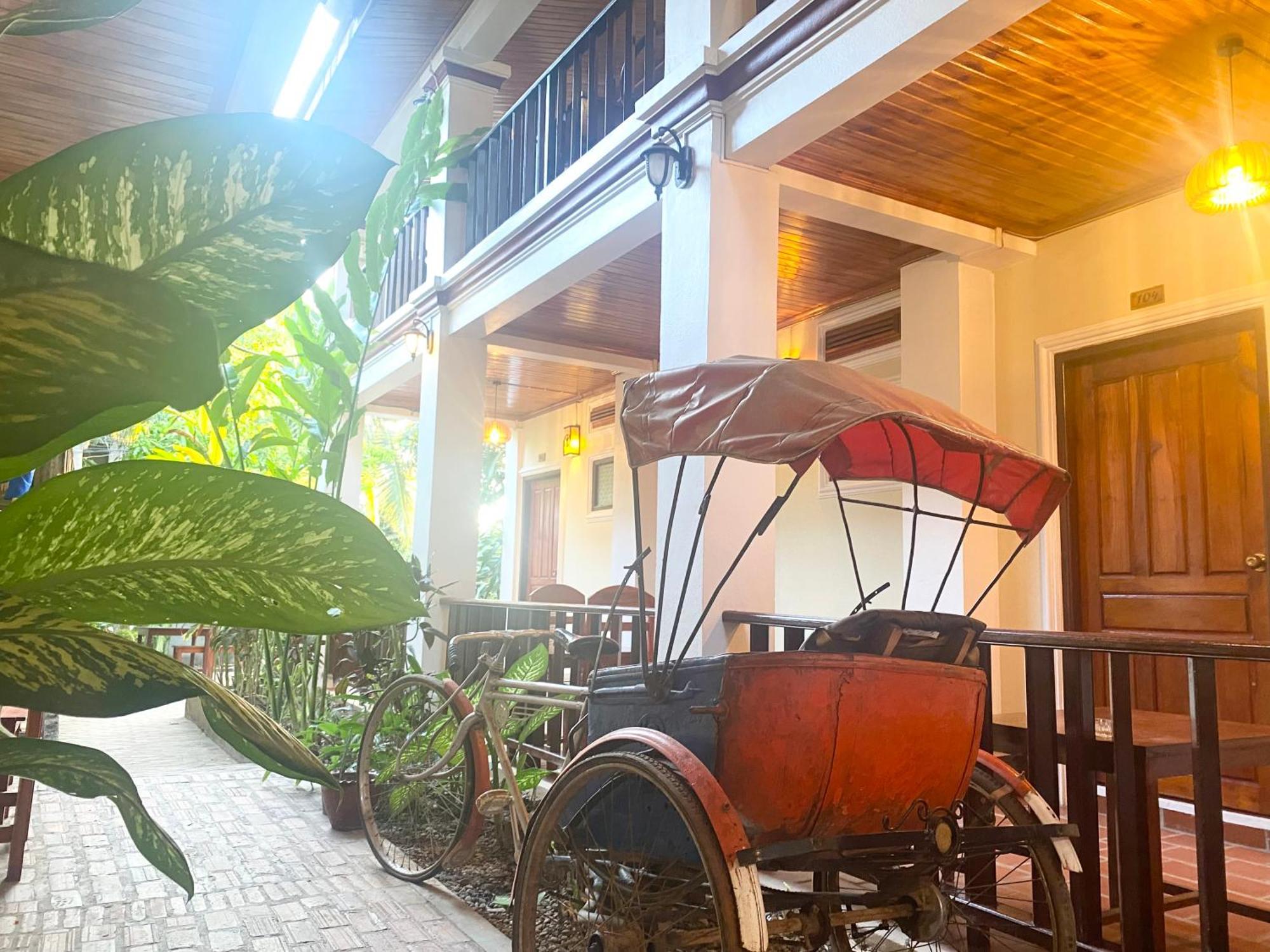 Golden Sun Boutique Hotel Luangprabang Kültér fotó