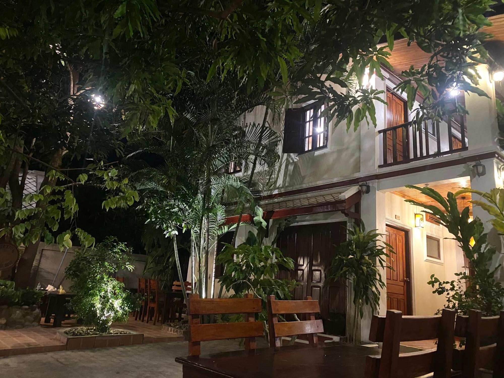 Golden Sun Boutique Hotel Luangprabang Kültér fotó