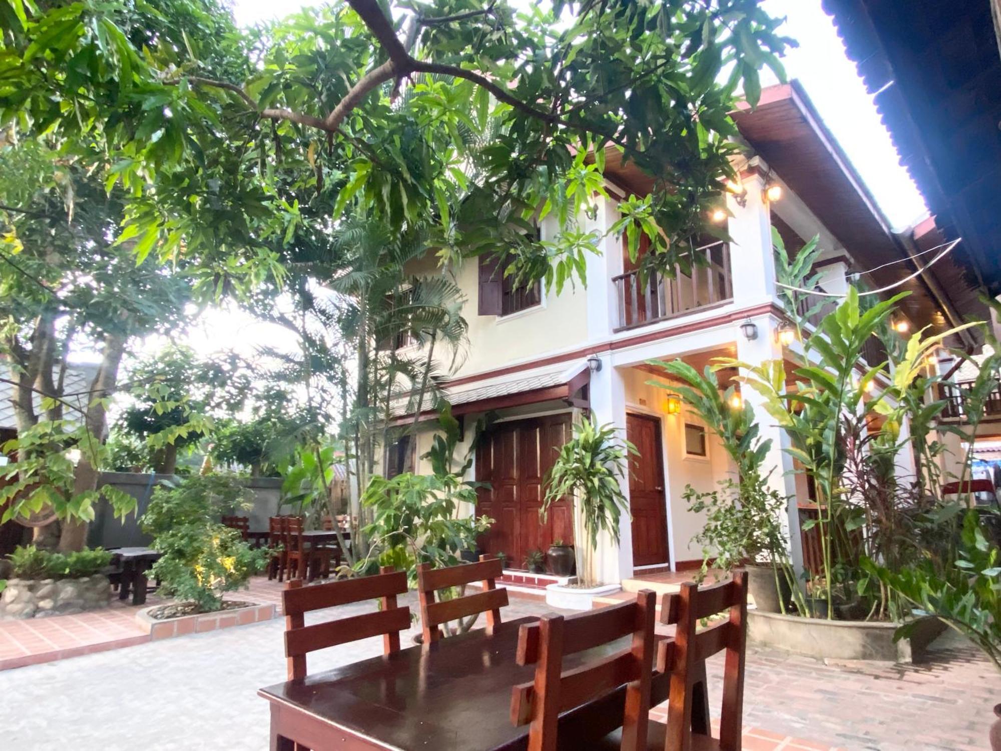 Golden Sun Boutique Hotel Luangprabang Kültér fotó