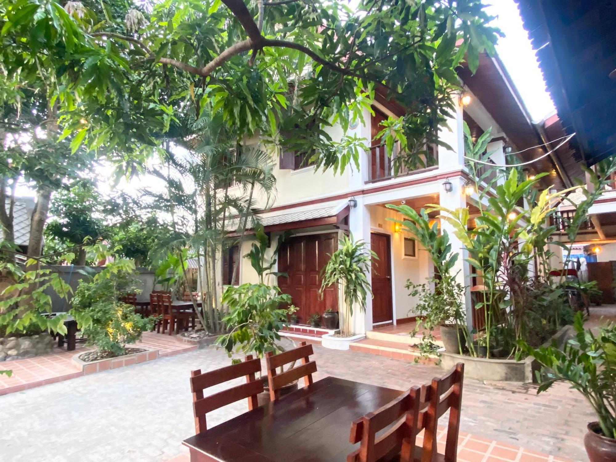 Golden Sun Boutique Hotel Luangprabang Kültér fotó