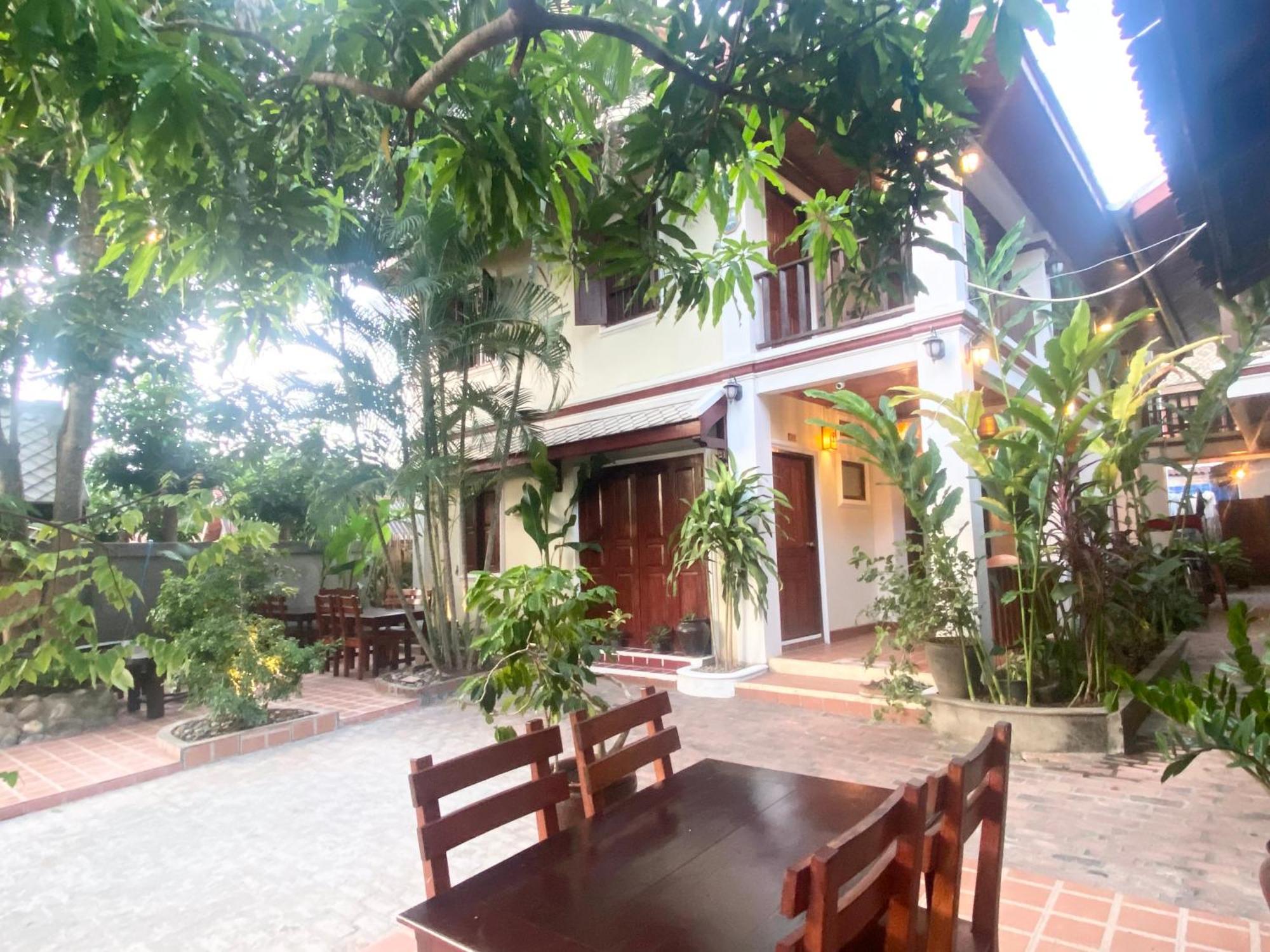 Golden Sun Boutique Hotel Luangprabang Kültér fotó